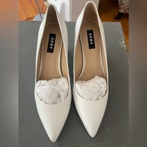 Dkny  heels, new without any use